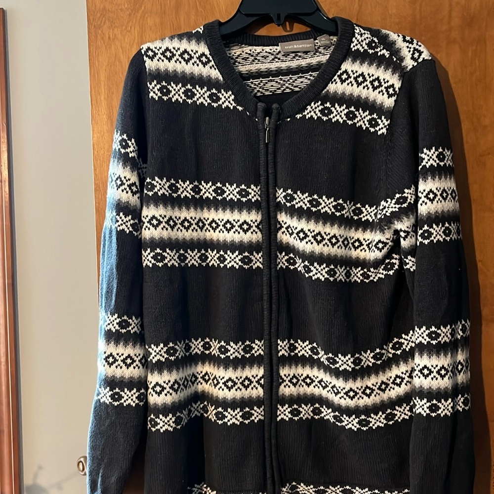 Croft & Barrow Zip sweater